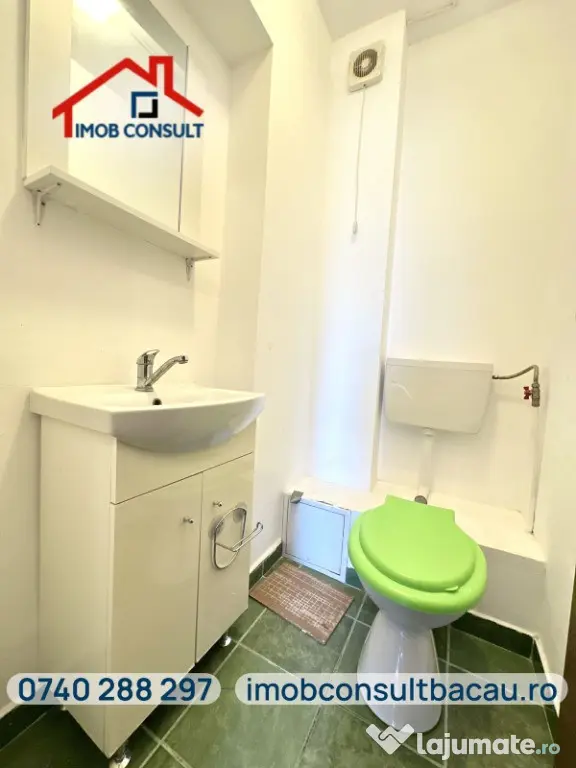APARTAMENT 3 CAMERE DE VÂNZARE | Zona Insula de Agrement |CE1776 - Bacau (Bacau)