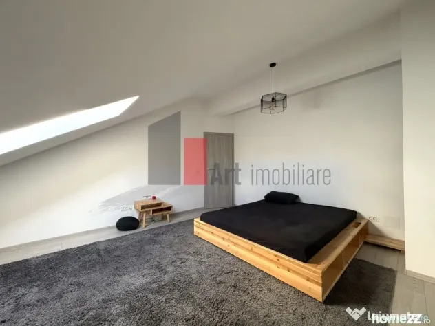 Apartament 3 camere tip Duplex - zona Calea Calarasilor/P... - Bucuresti (Bucuresti-Ilfov)