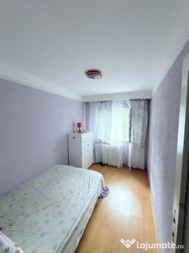 Apartament 3 camere zona Primaverii - Botosani (Botosani)