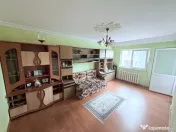 Apartament 3 camere zona Primaverii 