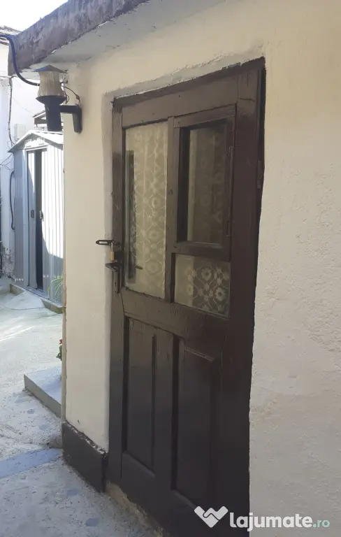 Inchiriez apartament 2 camere la casa în centrul orașului Sibiu