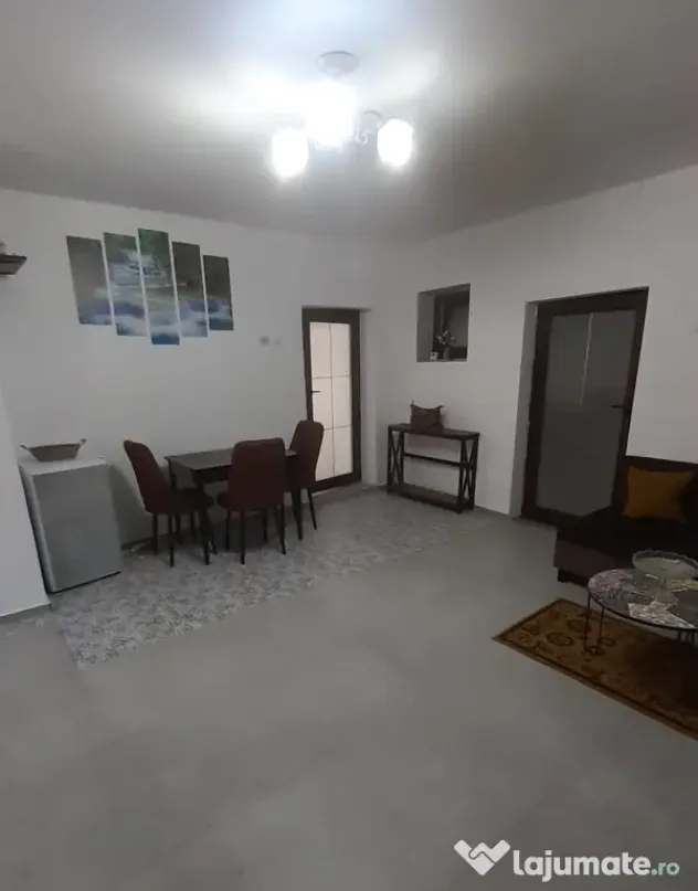 Inchiriez apartament 2 camere la casa în centrul orașului Sibiu