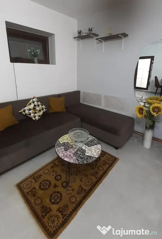 Inchiriez apartament 2 camere la casa în centrul orașului Sibiu