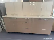Mobilă de bucătărie lucioasa 200 cm nouă!!!