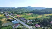 CASA CU TEREN 1730 MP UTILITATI RACORDATE 