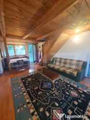 Casa individuala cu 4 camere, 2400 mp de teren, loc Micesti 