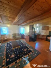 Casa individuala cu 4 camere, 2400 mp de teren, loc Micesti 