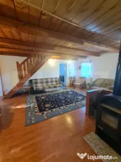 Casa individuala cu 4 camere, 2400 mp de teren, loc Micesti 