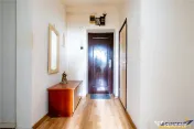 Garsoniera decomandata cu potential excelent | Simeria: Alee
