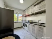 Apartament cu 2 camere de închiriat - zona Central 