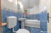 Apartament cu 2 camere de închiriat - zona Central 