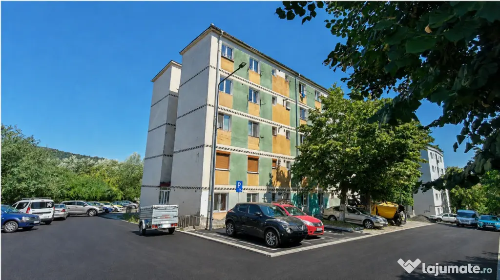 APARTAMENT 2 CAMERE, ETAJ 3 - Ramnicu Valcea (Valcea)