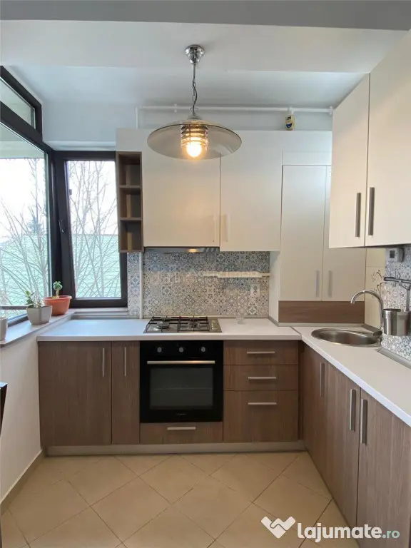2 Camere, Damaroaia, Centrala, 15 min metrou - Bucuresti (Bucuresti-Ilfov)