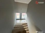 Casa Giarmata la gri cu toate utilitatile - ID V5615