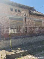 Casa de Vanzare Razboieni Cetate 