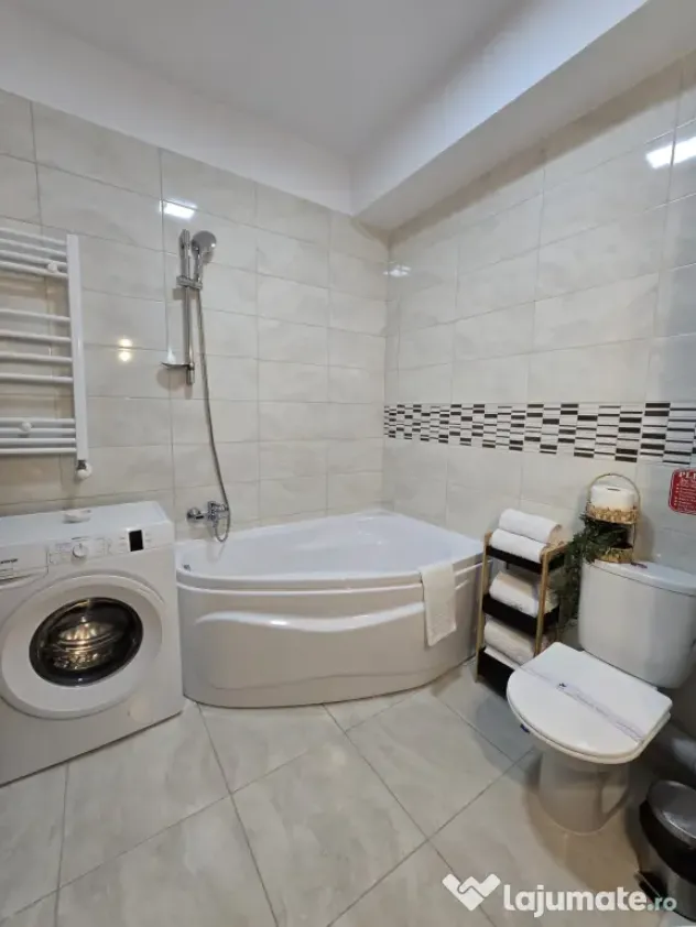 Apartament de închiriat 2 camere/Militari Residence