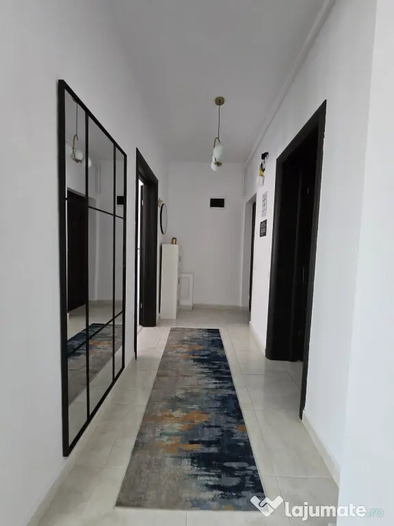Apartament de închiriat 2 camere/Militari Residence