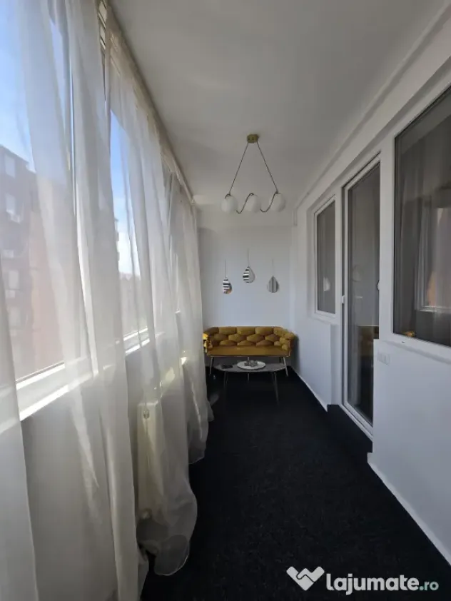 Apartament de închiriat 2 camere/Militari Residence