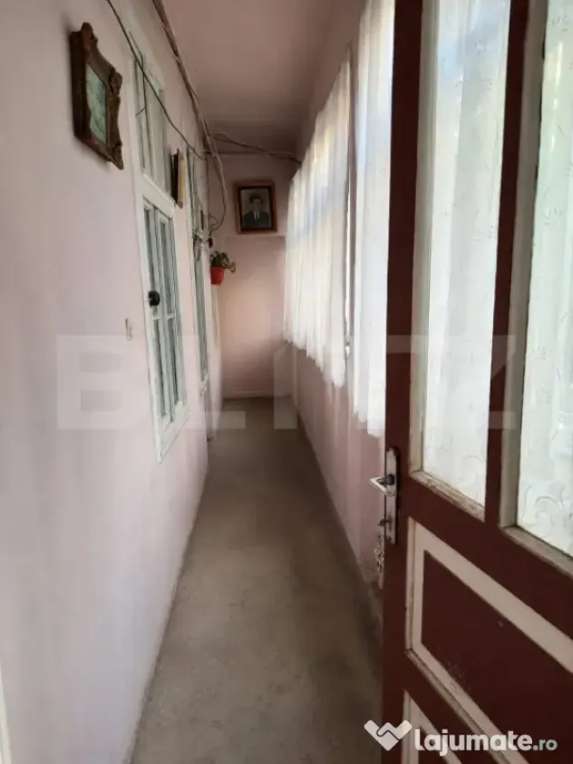 Casă de vânzare în Târnăveni – zonă centrală, acces - Tarnaveni (Mures)
