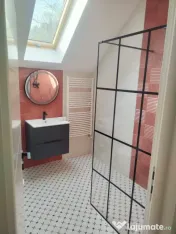 Titlu: ???? Duplex modern – confort, eleganță și intimi 