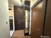 De Închiriat: Apartament 2 Camere semidecomandat, Curte ... 