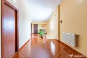 Vanzare Cladire P+1+M cu Spatiu Comercial + Rezidential, ... 