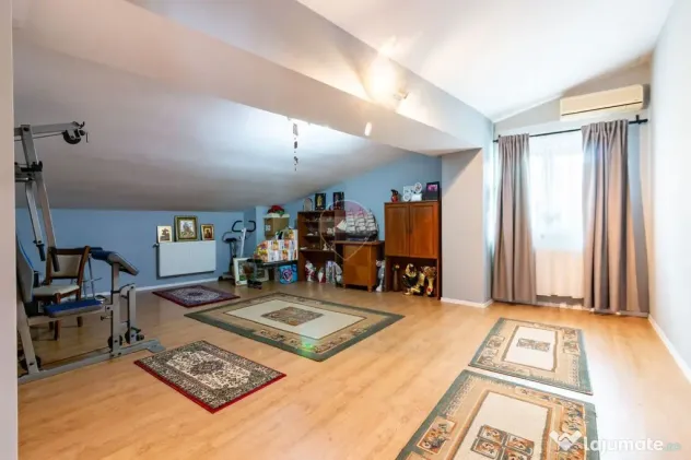 Vanzare Cladire P+1+M cu Spatiu Comercial + Rezidential, ... - Bucuresti (Bucuresti-Ilfov)