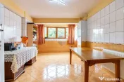 Vanzare Cladire P+1+M cu Spatiu Comercial + Rezidential, ... 