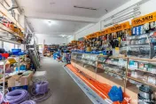 Vanzare Cladire P+1+M cu Spatiu Comercial + Rezidential, ... 