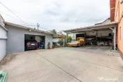 Vanzare Cladire P+1+M cu Spatiu Comercial + Rezidential, ... 