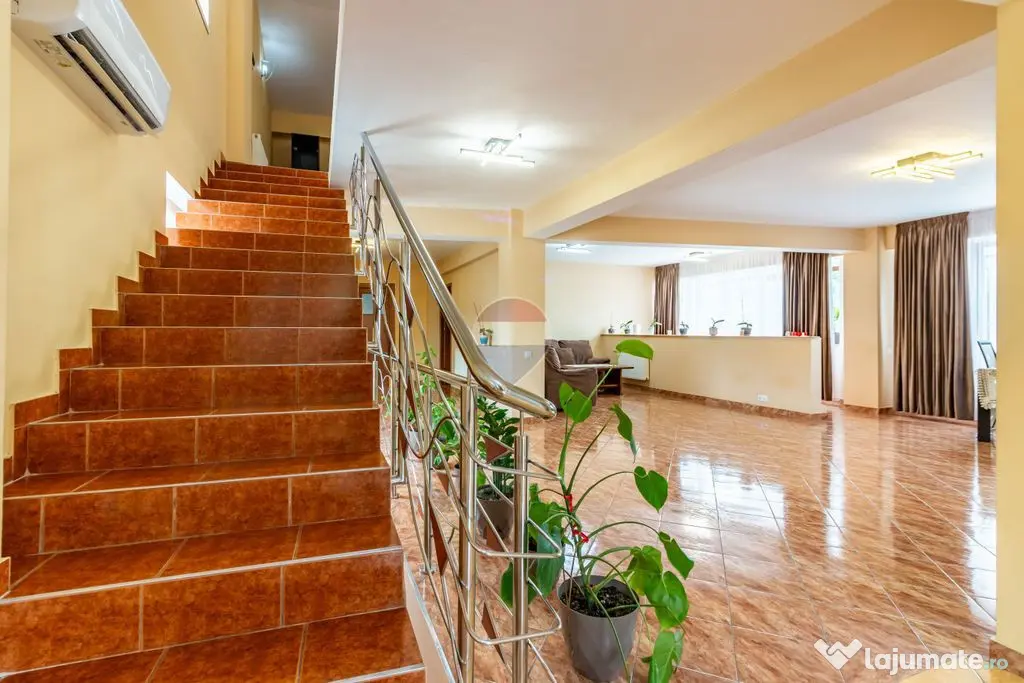 Vanzare Cladire P+1+M cu Spatiu Comercial + Rezidential, ... - Bucuresti (Bucuresti-Ilfov)