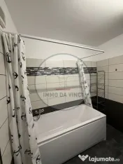 Apartament 3 camere si parcare DE INCHIRIAT Zona Aurel Vl... 