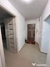Apartament 3 camere, renovat recent – Zona Centrală 
