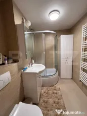 Apartament 3 camere, renovat recent – Zona Centrală 