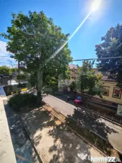 Apartament istoric, 3 camere, cladire in curs de reabilitar 