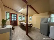 Gospodărie cu 10.900 mp teren, 3 constructii, Cainelu de Su