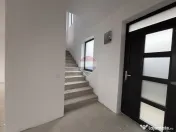 Triplex la cheie zona accesibila finisaje dupa dorinta cu...