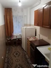 Apartament pe strada Razboieni etajul 1 