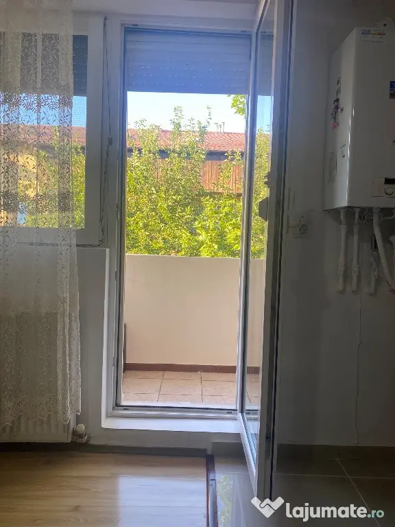 Vand apartament 2 camere loc parcare,Al. Resita, Sect. 4 - Bucuresti (Bucuresti-Ilfov)
