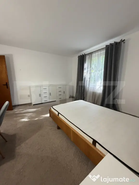 Apartament spațios, 4 camere, în zona Cornișa Et 3 din 4 - Targu Mures (Mures)