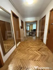 Apartament spațios, 4 camere, în zona Cornișa Et 3 din 4