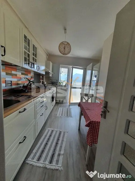 Apartament 2 camere cu balcon generos și vedere superbă... - Brasov (Brasov)
