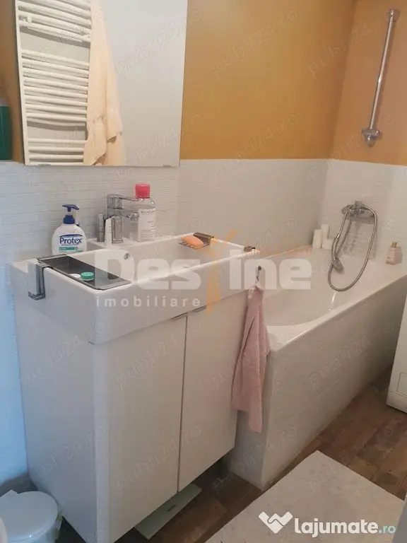 Apartament 2 camere cu balcon generos și vedere superbă... - Brasov (Brasov)