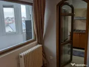 Muncii mieilor vatra luminoasă etaj 6