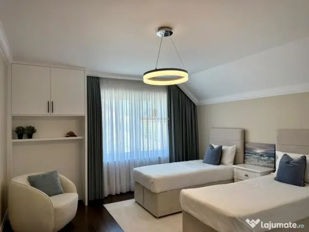 CAS#258; DE LUX #206;N SALCEA, SUCEAVA | 200 MP UTILI | TERE - Salcea (Suceava)