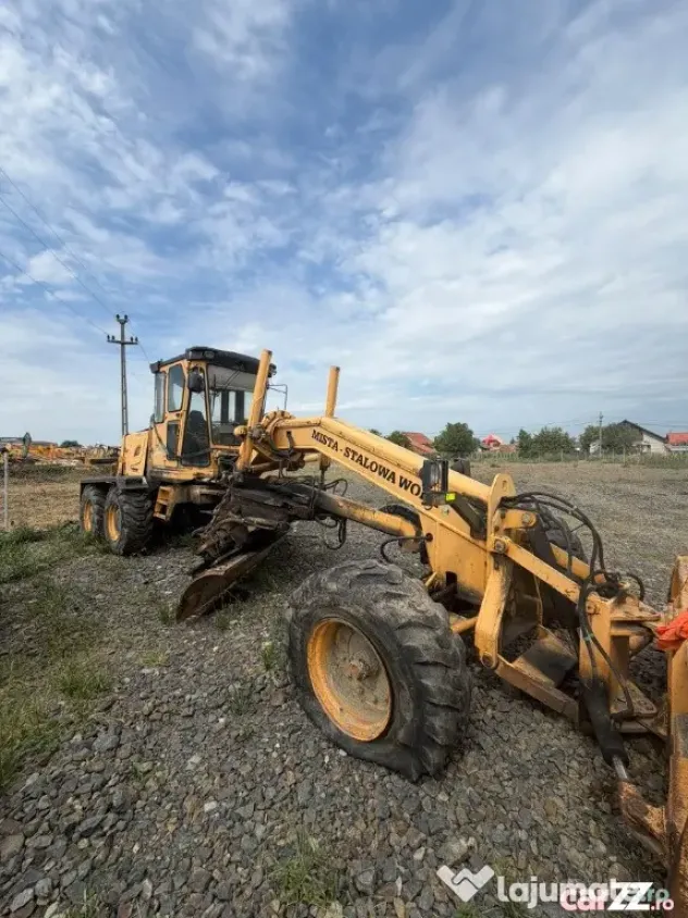 Dezmembrez Autogreder Mista RD-165C - Seini (Maramures)