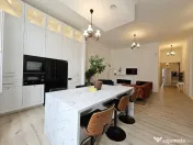 Apartament 3 camere, 83mp, Republicii, monument istoric 