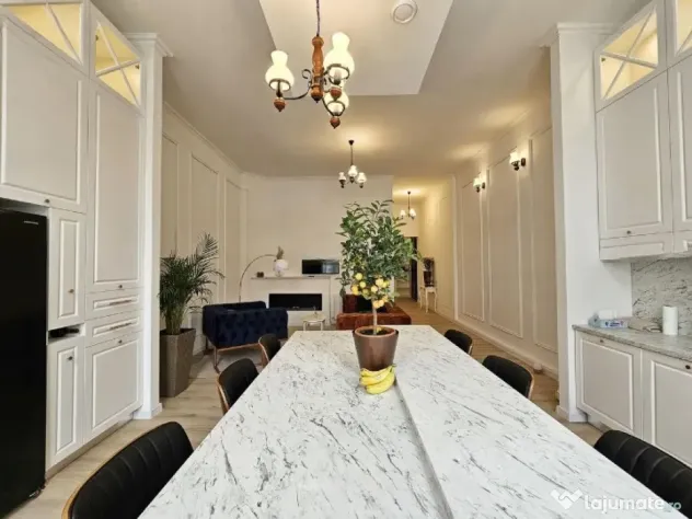 Apartament 3 camere, 83mp, Republicii, monument istoric - Cluj-Napoca (Cluj)