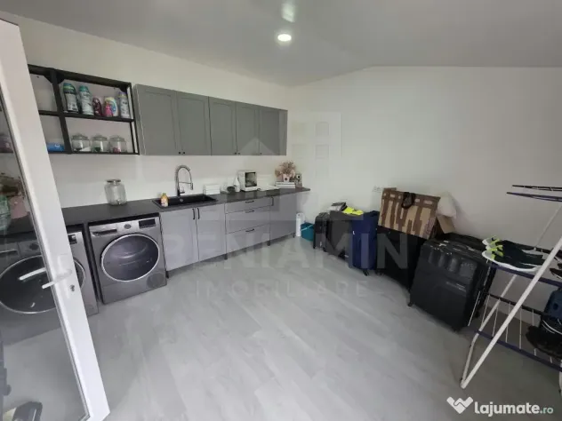 Casa de vanzare in Romanesti cu teren 1200mp mobilata uti... - Craiova (Dolj)