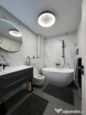Apartament 3 camere semidecomandat 66.2 mp, Zona Vivo, Flore 